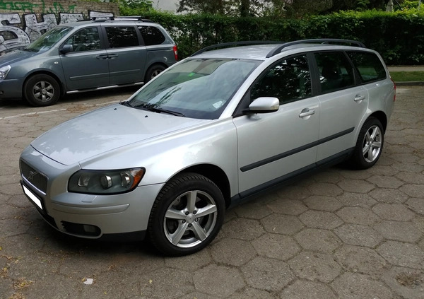 Volvo V50 cena 15000 przebieg: 324500, rok produkcji 2005 z Warszawa małe 106